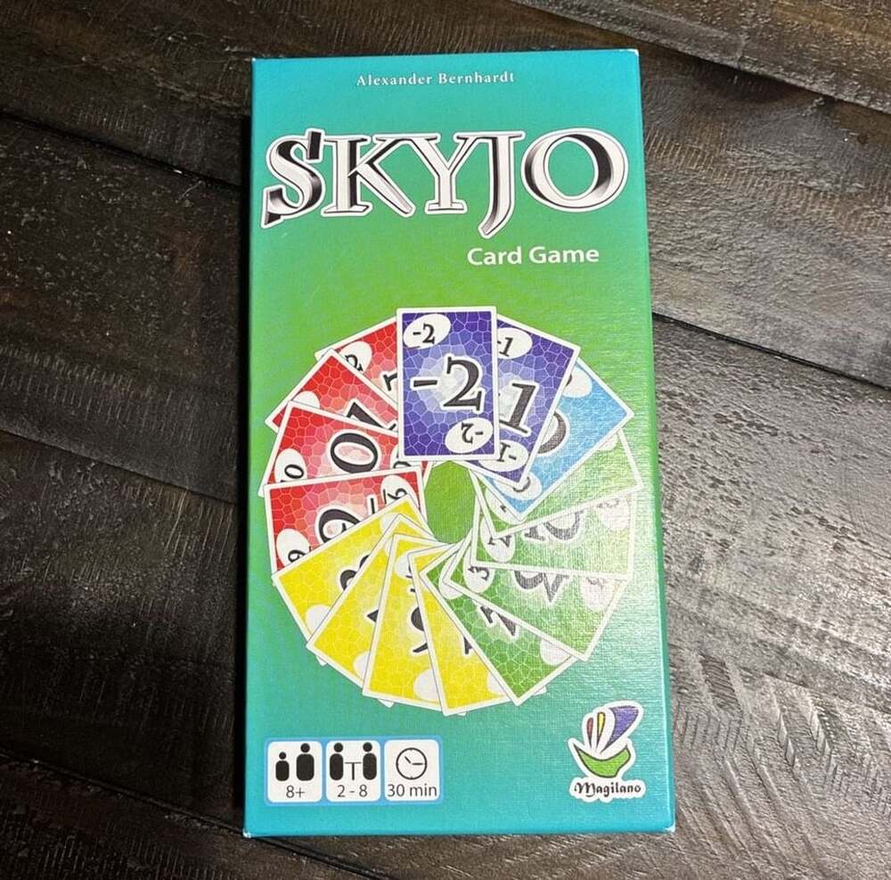 Magilano Skyjo Card Game by Alexander Bernhardt